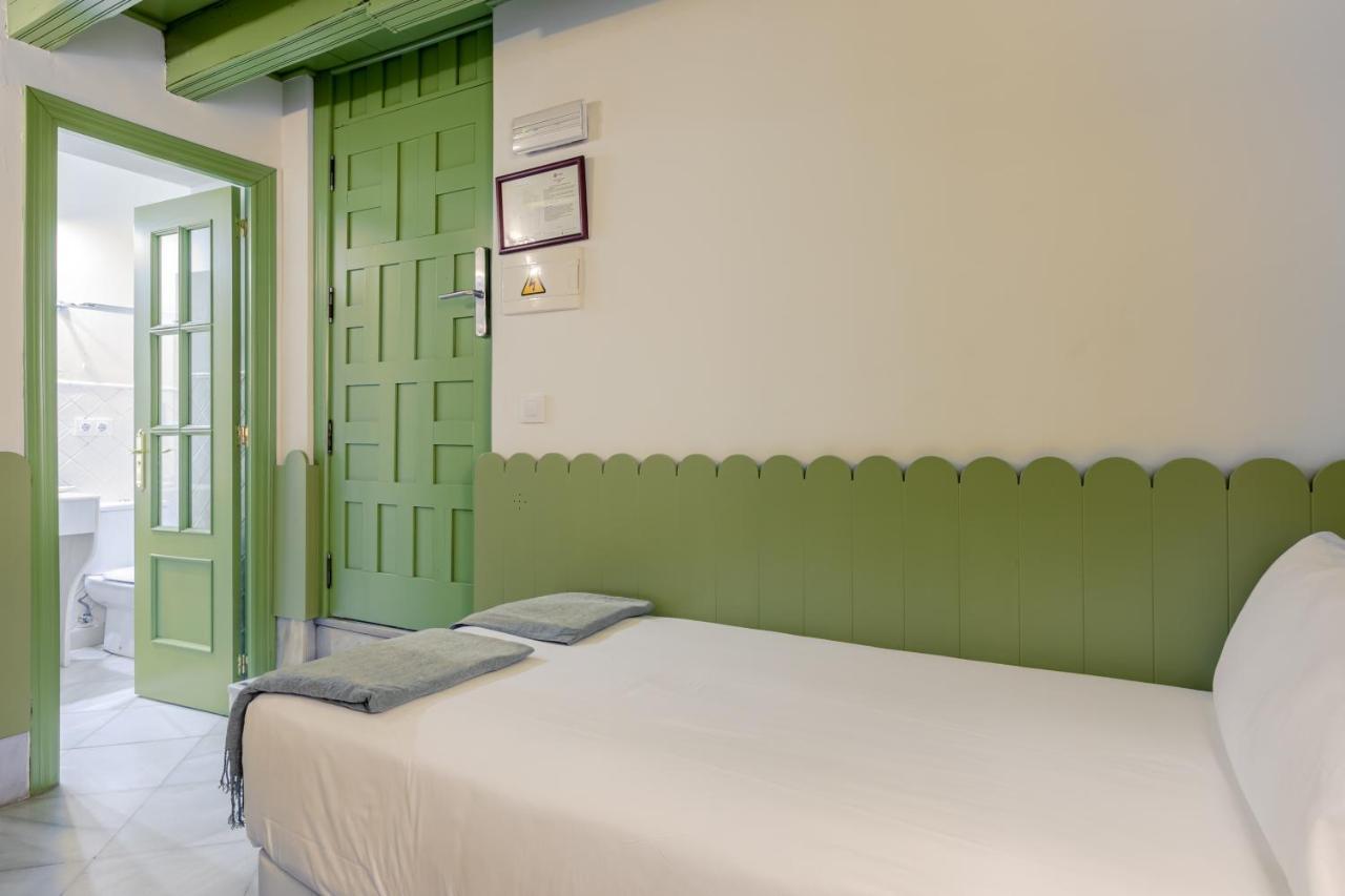 Nuea Giralda Hotel Sevilla Kültér fotó