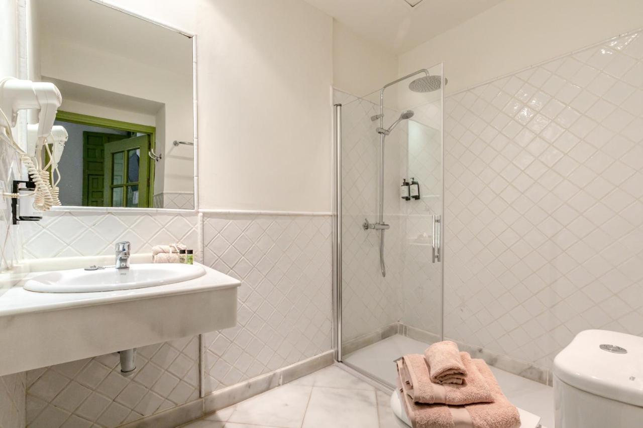 Nuea Giralda Hotel Sevilla Kültér fotó