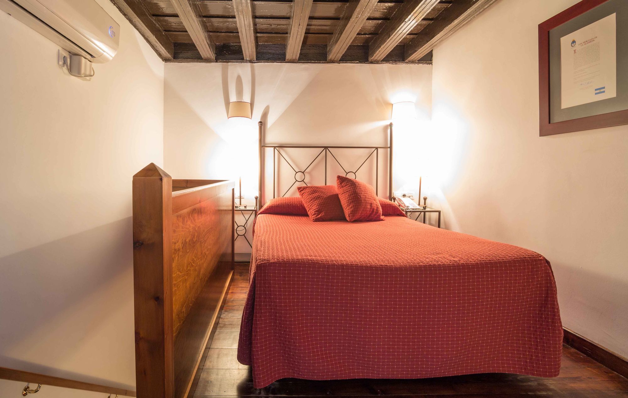 Nuea Giralda Hotel Sevilla Kültér fotó