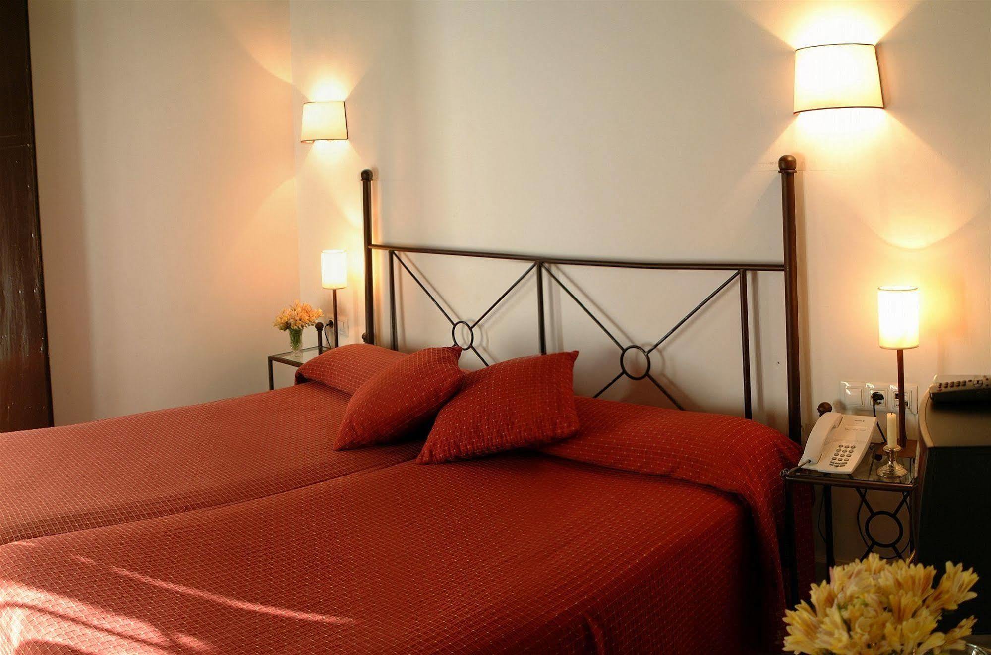 Nuea Giralda Hotel Sevilla Kültér fotó